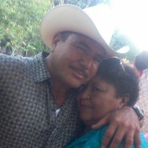 Meet your Posher, Bernardo